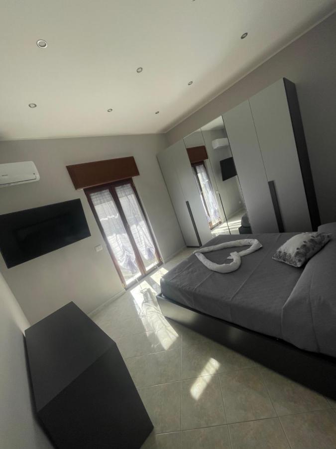 L'Aurora House Apartman Nápoly Kültér fotó